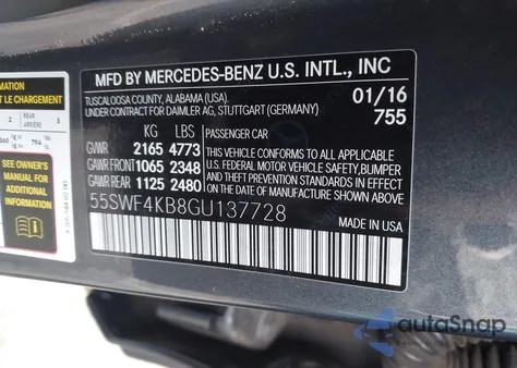 2016 Mercedes-Benz C 300 4Matic/Luxury 4Matic/Sport 4Matic z USA, uszkodzony, nr VIN 55SWF4KB8GU137728